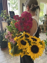 Farm Fresh Designer's Choice from Wyoming Florist in Cincinnati, OH